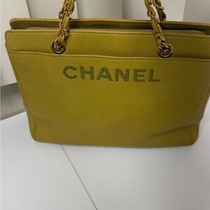 Rare Authentic 1990’s Vintage Chanel chain tote, Bold embossed logo.
Timeless.